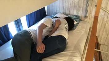 【彼女と同棲】素人カップルのリアルなモーニングルーティン。朝7時起床してお互い仕事行く前にムラムラして狭いベッドで出社前の素人なりのぎこちないSEXでイキまくるカップル。