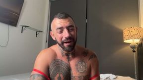 Izzi Private Show