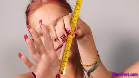 Measuring and Comparing - Hand Fetish - HD MP4