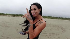 Beach ***: Suzy Guedes and Casal Mattos Go Naked for Fode Cast