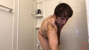 guy manscapes, takes shower, & jo 2 cum