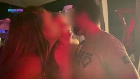 eu e a thay ksada beijamos um desconhecido na balada