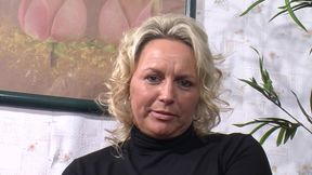 Milf fuck her pussy while filming in my pussy 2 - 4