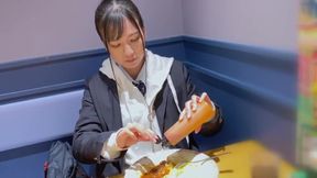 https://bit.ly/3Kk01dF An exceptionally cute beautiful girl. Grab the masochist man's dick and insert it raw into her own pussy. A large amount of vaginal cum shot to a small pussy with a hip swing at the woman on top posture. Japanese amateur teen