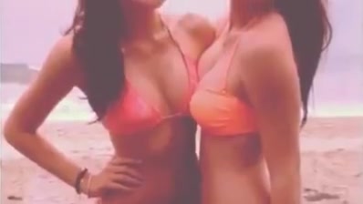 Kendall and Kylie Jenner Fap Challenge! college girl! BIKINI! WANK!