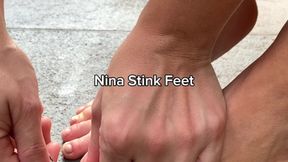 Pedicure in my Stinky Feet! Lick my Feet.