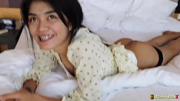 JohnTronX - Hot oral sex with a Thai amateur goddess in POV fashion