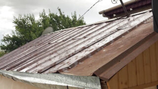 Avsugning, onani, ansiktsprut, långt ner i halsen, par, barbacka, knullande, slickande – amatör tonåringar homosexuella blir analt knullade