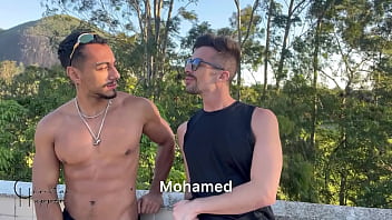 A PIROCA GOSTOSA ENTRANDO NO CUZINHO APERTADO