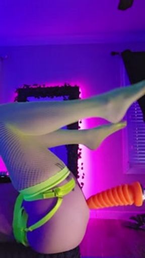 3 squirts on 3 dildos