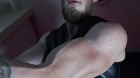 Muscle Worship - Biceps