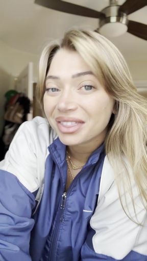 Tiny teen with big boobs shares onlyfans tits content