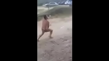 Negrinho safado soltando pipa ao som de minecraft