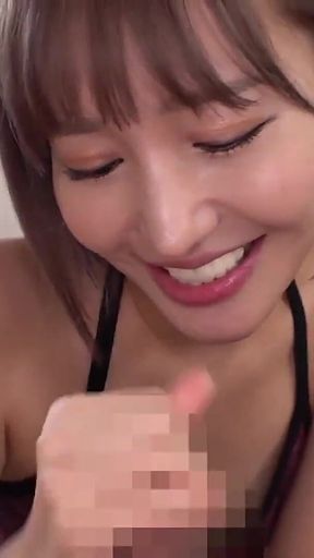 Bitch Trainer a Gym Babe Uses Her Exquisite Licking Technique to Bone Gym Boys. Part.1