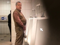 spy guy in bathroom from chile