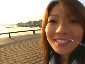 Juri Wakatsuki Hot Asian model gives a blowjob on the street