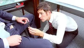 Tyr Alexanders Hot Office Blowjob Session – Steamy Gay Porn XL 18+