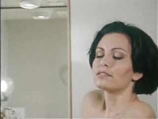 A water closet is made likewise for screw: this babe has a sudden longing for knob