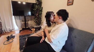 Amateur Japan MILF mom gets hard fucked in rented booth