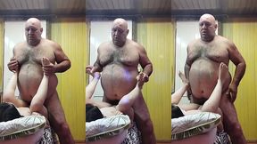 essa novinha safadinha sempre que sai do colegio ela passa na casa tiuzao pra dar gostosinho