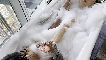 kinky bubble bath with Marina Maya