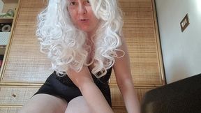 great pee on the floor really dirty and wet video
