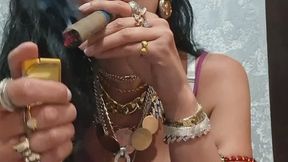 Full of jewerly and smoke ciggar. By Anna Sparkle