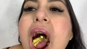 TESTING SOME SNACKS.