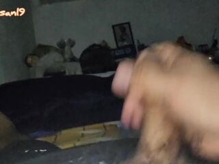 Me masturbo pensando en sus ricas tetas....