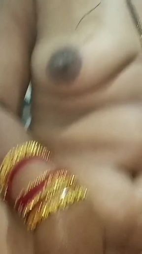 Must-see moment from &quot;Desi indian kavita bhabhi fuck with boyfriend Tatya in bathroom, kavita bhabhi doing peeing and&quot;