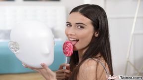 ASMR time with beautiful babe Sandralyd