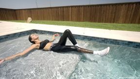 Nicole's Wet Workout Wearing Nike Pro