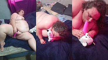 Solo milf stacy masterbate with pink vibrator , teddybear gets a blowjob