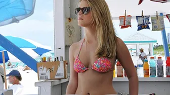 Dixie Belle Juices Them Up with Her Blonde Teen Energy