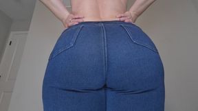Tootin in Jeans