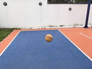 That babe wanted to throw the ball into the hoop, but it all ended with cum on her booty.