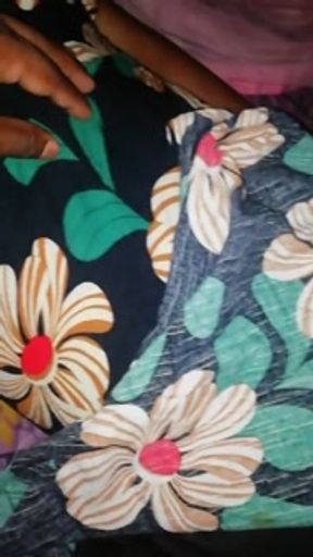 රෝස පාට කිම්බට ගවුම උස්සල හිකුවා..