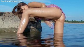 Maria Rya - Teenage 18+ Twat Public Masturbation