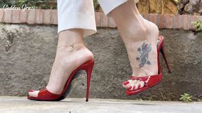Teasing you with high heels - Goddess Grazi (MP4-HD1080p)