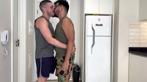 marcos goiano - fodendo com o vizinho casado - dotadao enrabando o cuzinho do goiano - sexo gay sem camisinha com pauzudo - macho da pica grossa empalando meu rabo