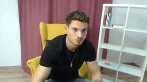 Mario Oliver Private Show