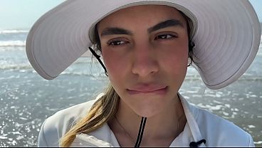 Me FOLLO A MI HERMANASTRA despu&eacute_s de una d&iacute_a de playa con casa sola