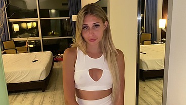 blonde lets a stranger into the room and sucks him and fucks him in the elevator