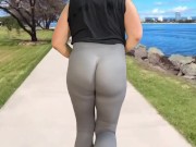 Big bubble butt in tight leggings jogging in public