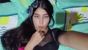 Me pillaron masturb&aacute_ndome ( CASERO REAL)