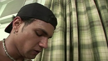 3 936 shemale fucked by seyx straight