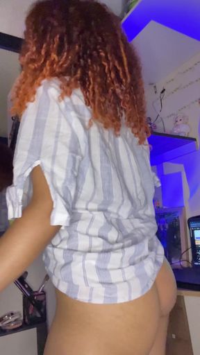 Big fat ass shaking for your viewing pleasure