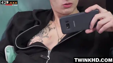 Tatted Up Baddie's Ass Shaking & Fuck Machine Riding Orgasm - Adult Toy Review
