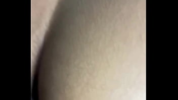 Morena big ass mamou a rola grande e dura do macho, ficou de 4 pra ele inseminar seu &uacute_tero com esperma grosso