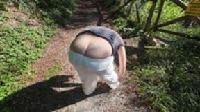 Public Park Buttcrack (4K QUALITY)